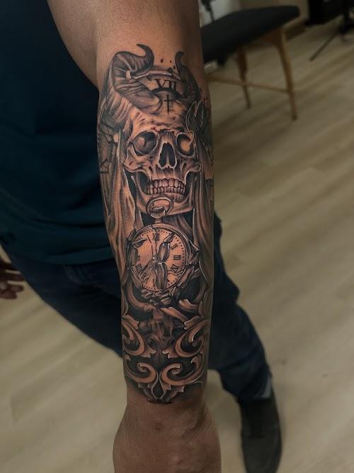 Firme Placas Tattoo Studio