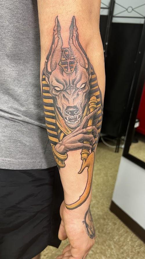 2 Crows Tattoo