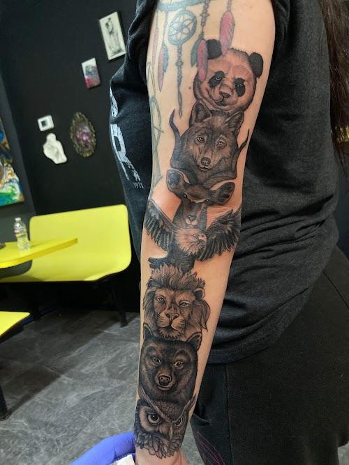 Muñoz Tattoo Studio