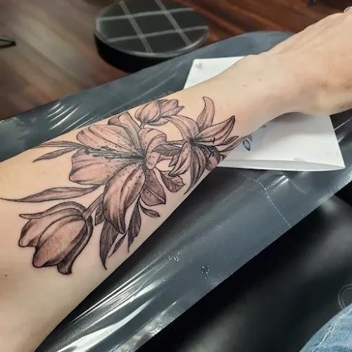 Kryzia Tattoo Studio