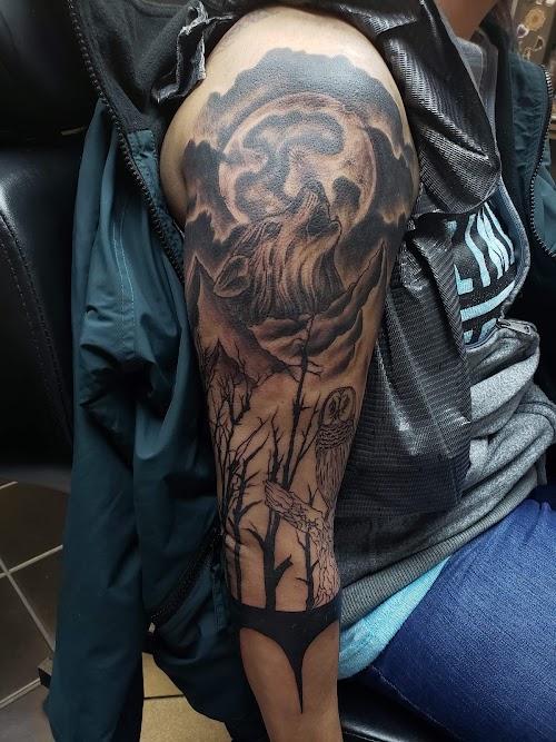 All About Art Tattoo Studio
