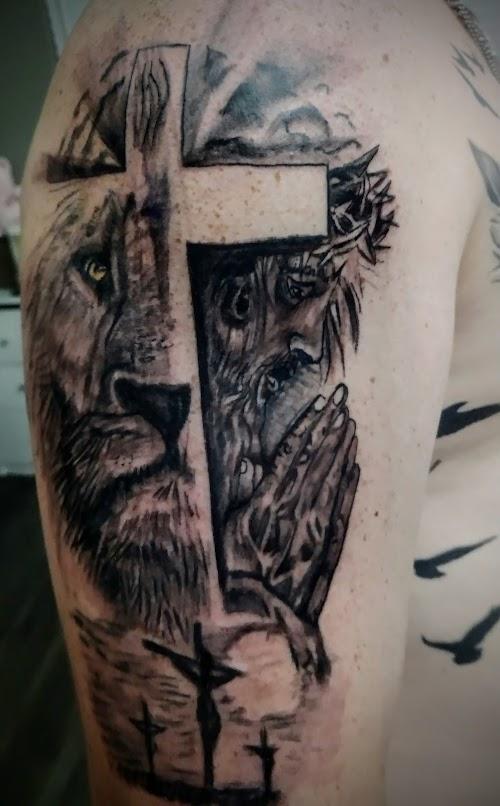 Meticulous tattoo studio