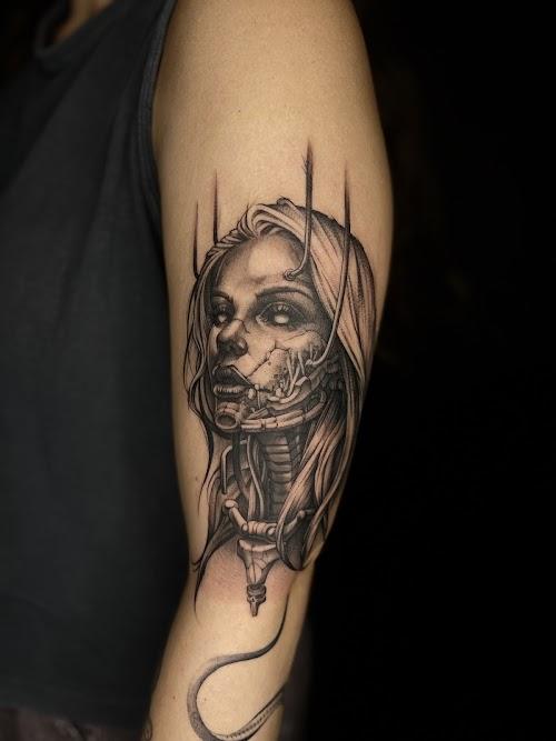 Black Crown Studio