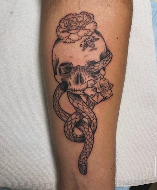 FREQUENCY INK LLC