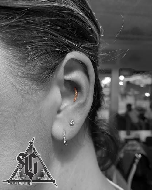 Crucio Piercing