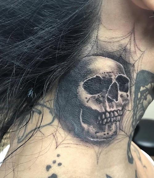 Momi Lee Tattoos