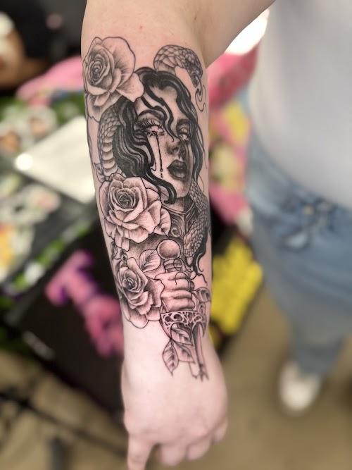 Trippie Hippie Tattoo L.L.C