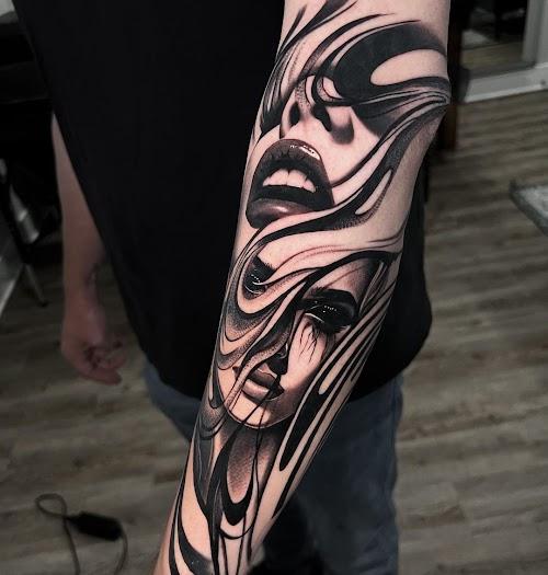 Illusive Visions Tattoo