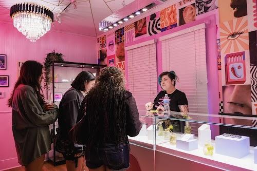 Faythe In Needles Piercings & Tattoos