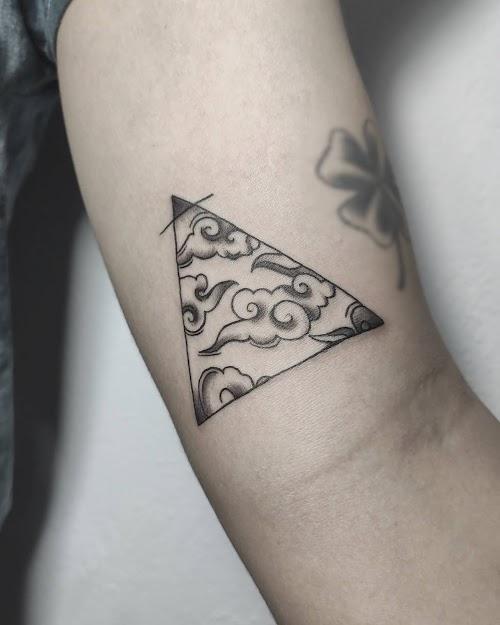 Rose Quartz Body Piercing & Tattoo