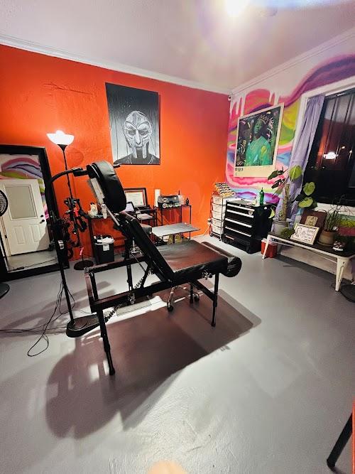 Ink therapy 901 tattoos and piercings
