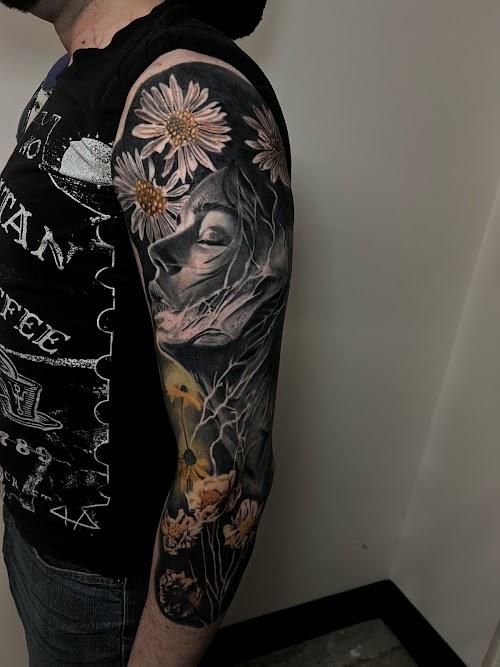 Black Thorn Tattoo