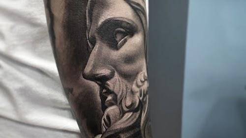 Bloodline Tattoo Co.