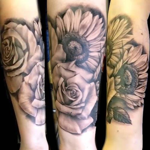 Dark Ship Tattoo inc