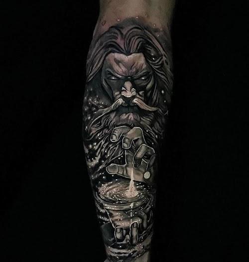 Risen Tattoo Studio
