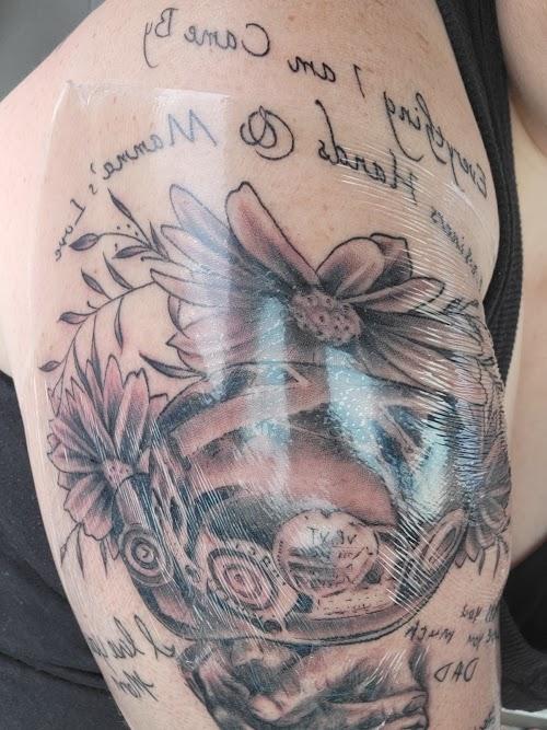 Studio 13 Tattoo Piercing
