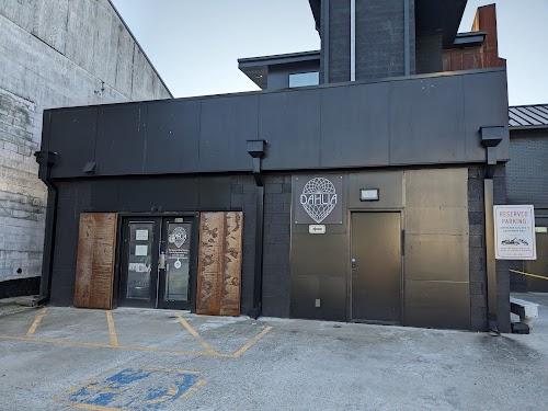 Dahlia Fine Jewelry & Body Piercing